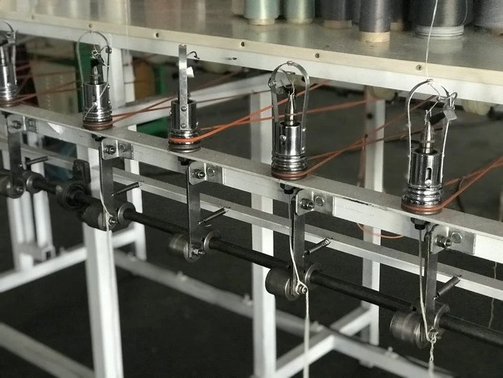 Runde Maske Ohr Schleife Strickmaschine exportiert